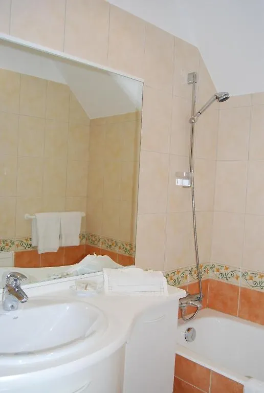 Hostellerie De La Motte Jean Saint-Coulomb Σπίτι διακοπών